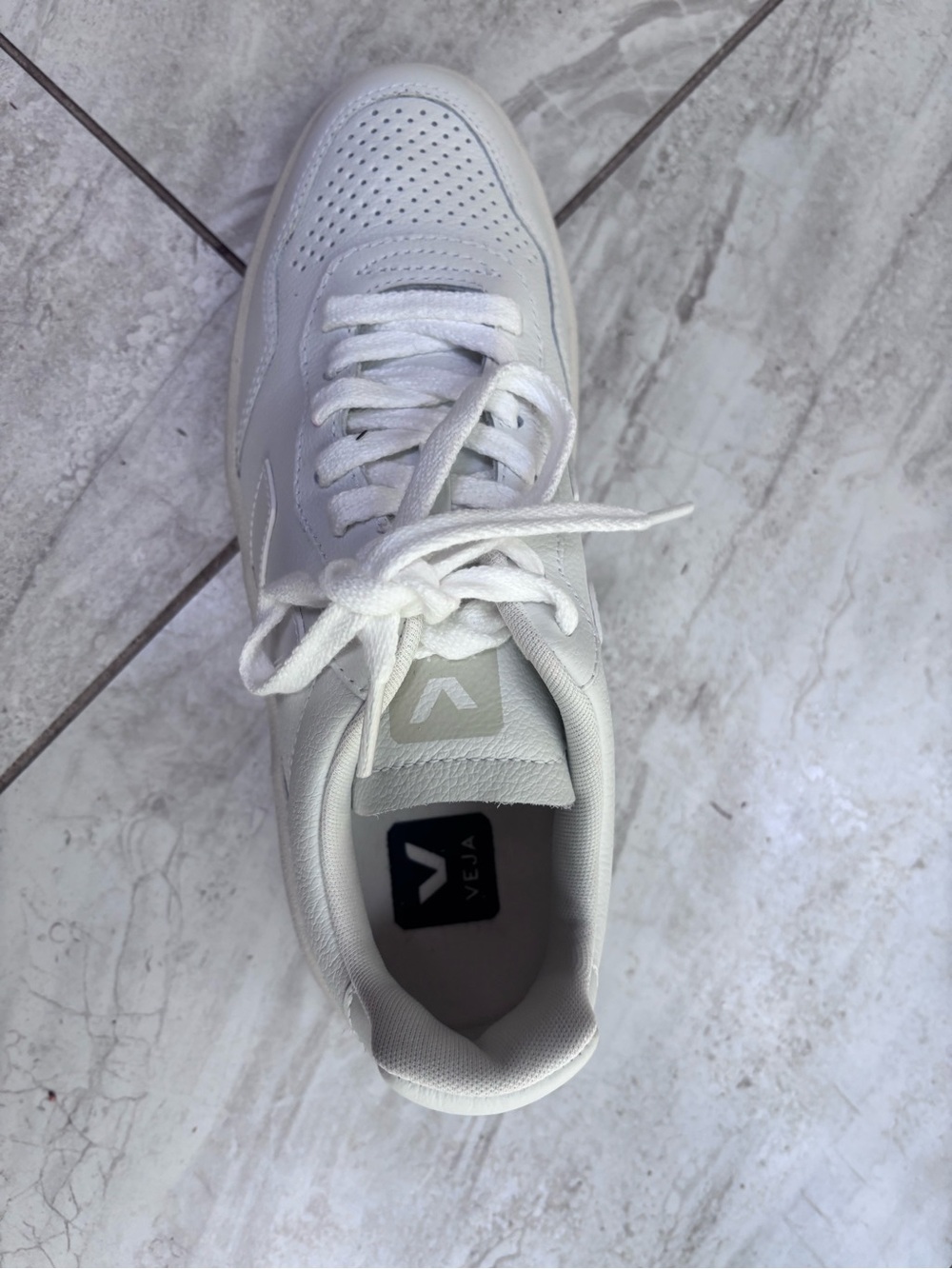 Veja White Leather Sneakers for Women - Picture 4 of 5